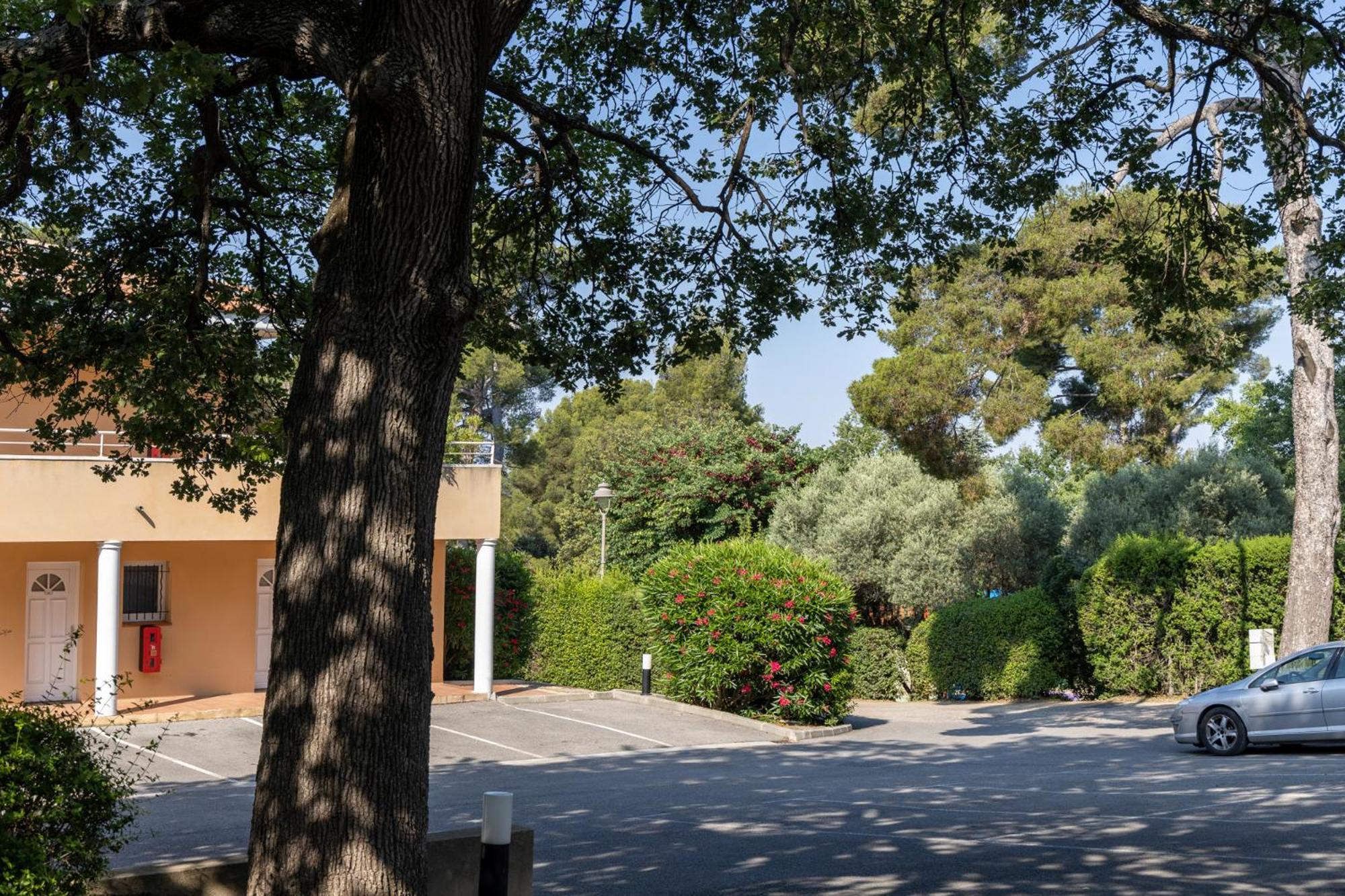 The Originals City, Hotel Cote Sud, Marseille Est 알루아츠 외부 사진