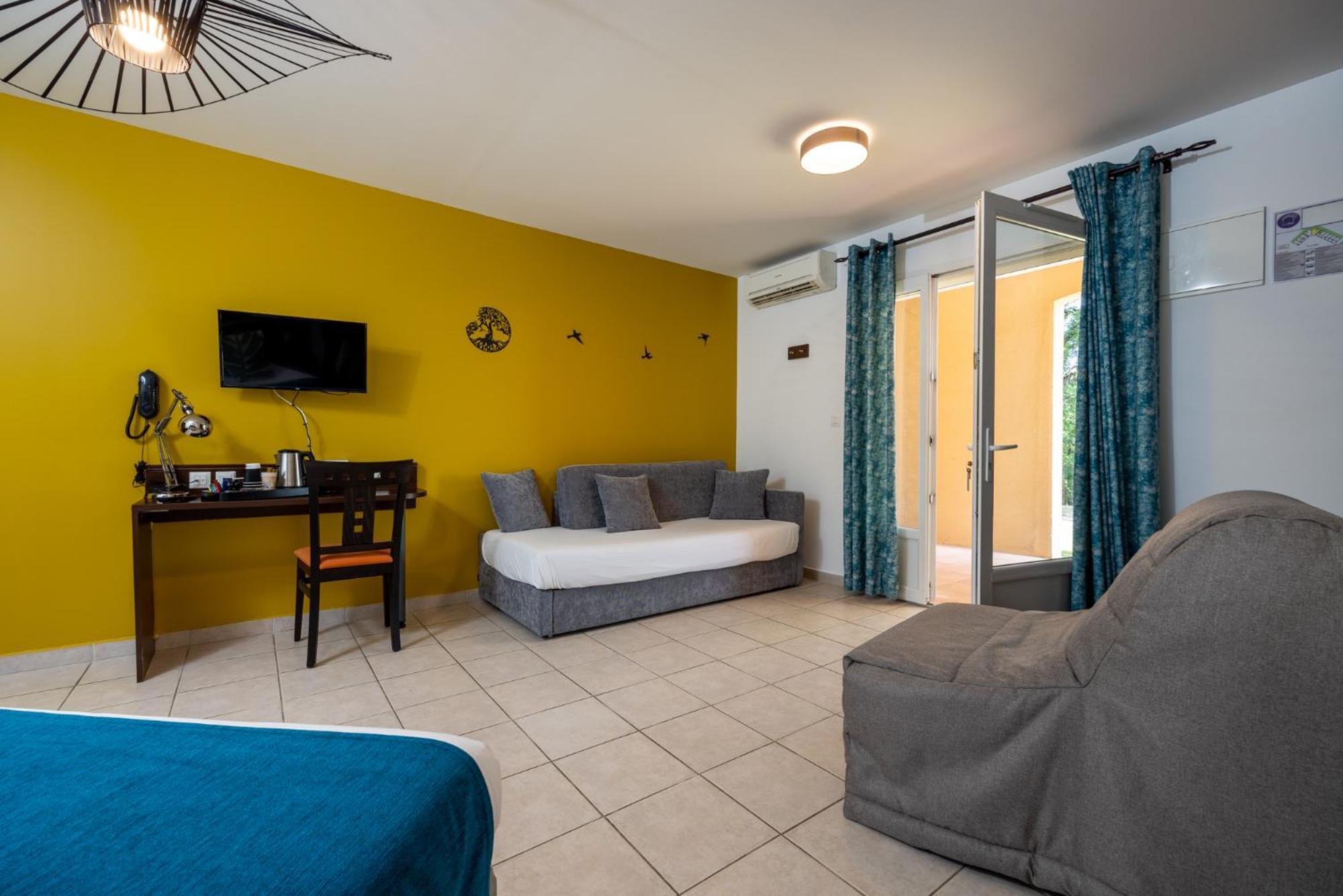 The Originals City, Hotel Cote Sud, Marseille Est 알루아츠 외부 사진