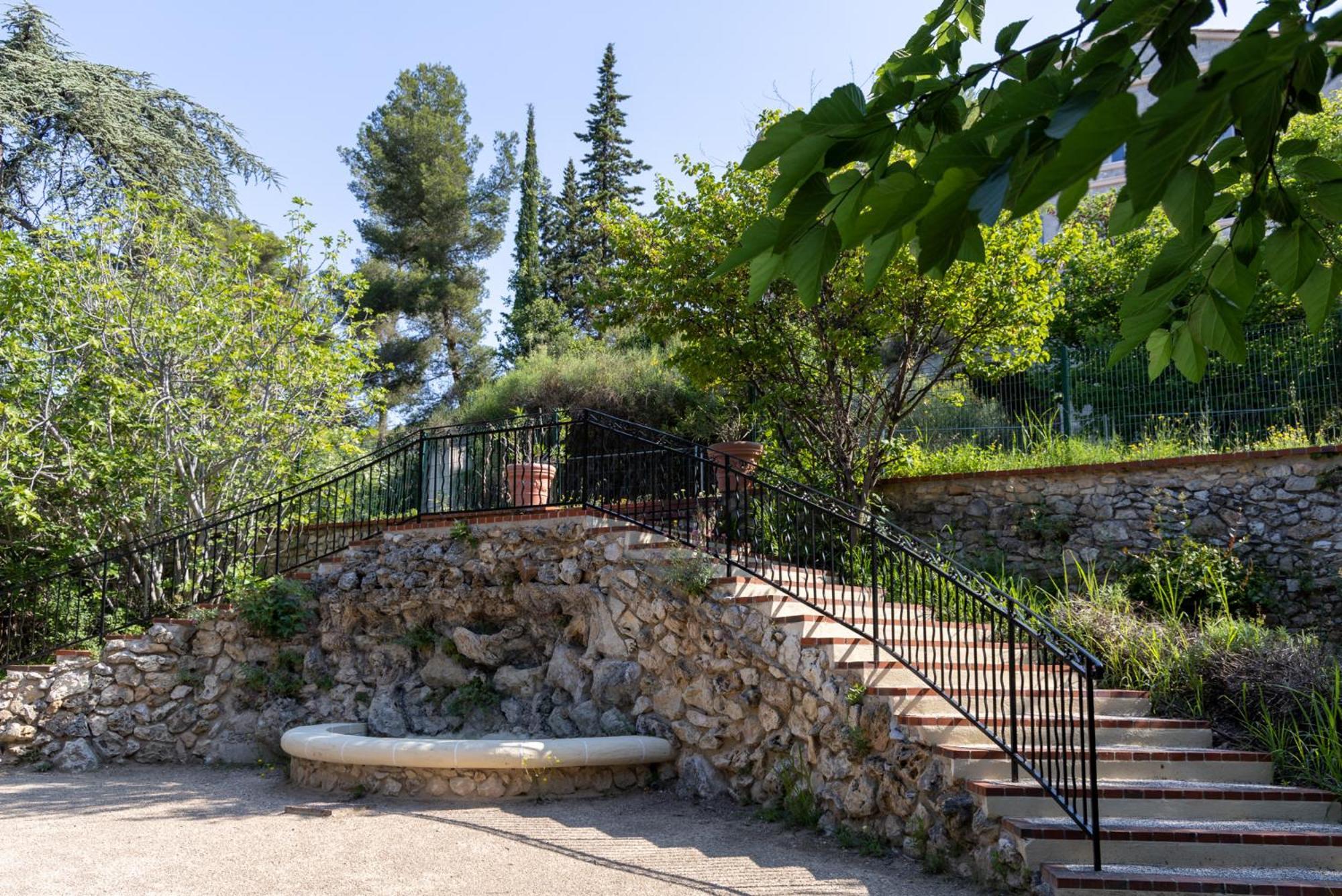 The Originals City, Hotel Cote Sud, Marseille Est 알루아츠 외부 사진
