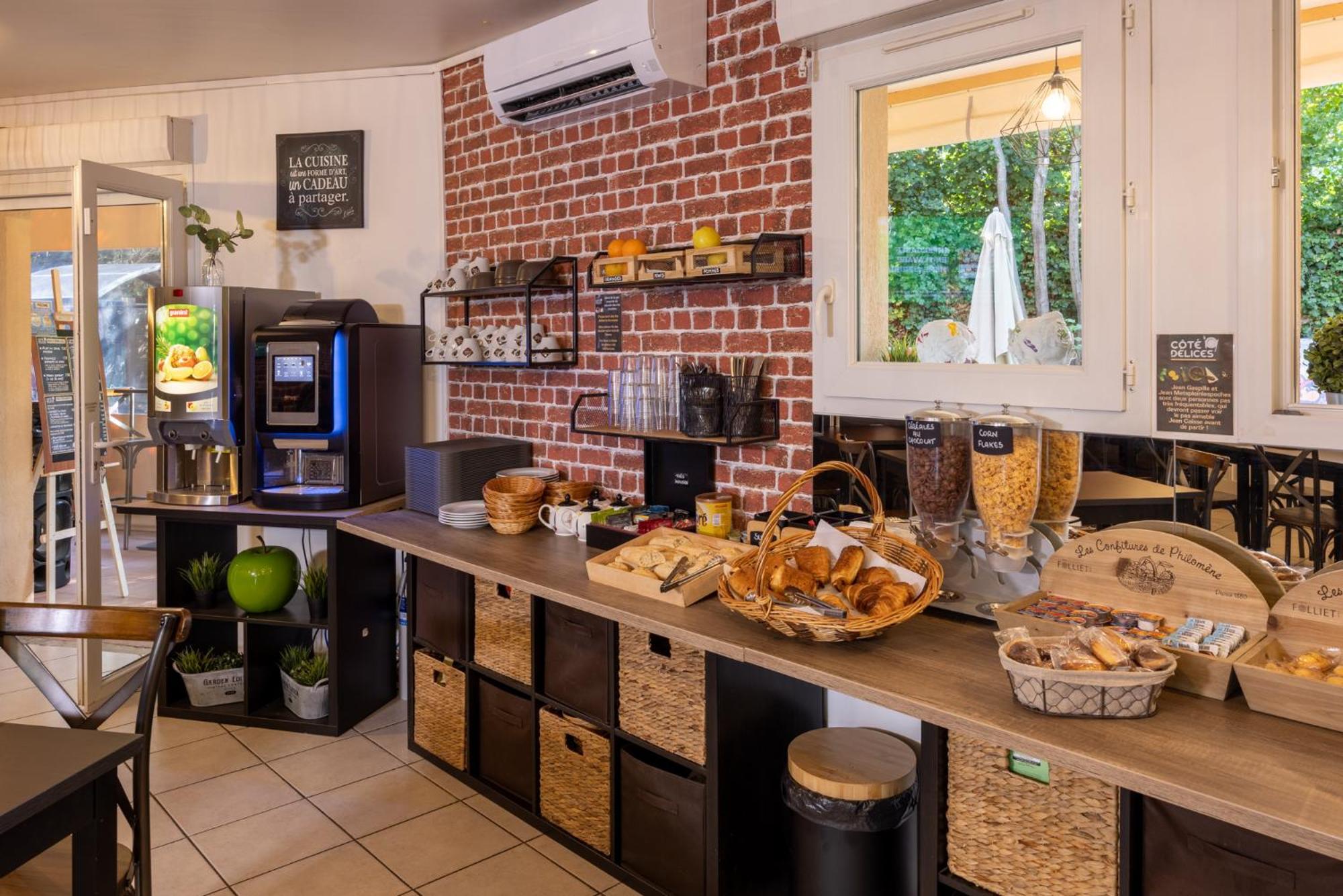 The Originals City, Hotel Cote Sud, Marseille Est 알루아츠 외부 사진