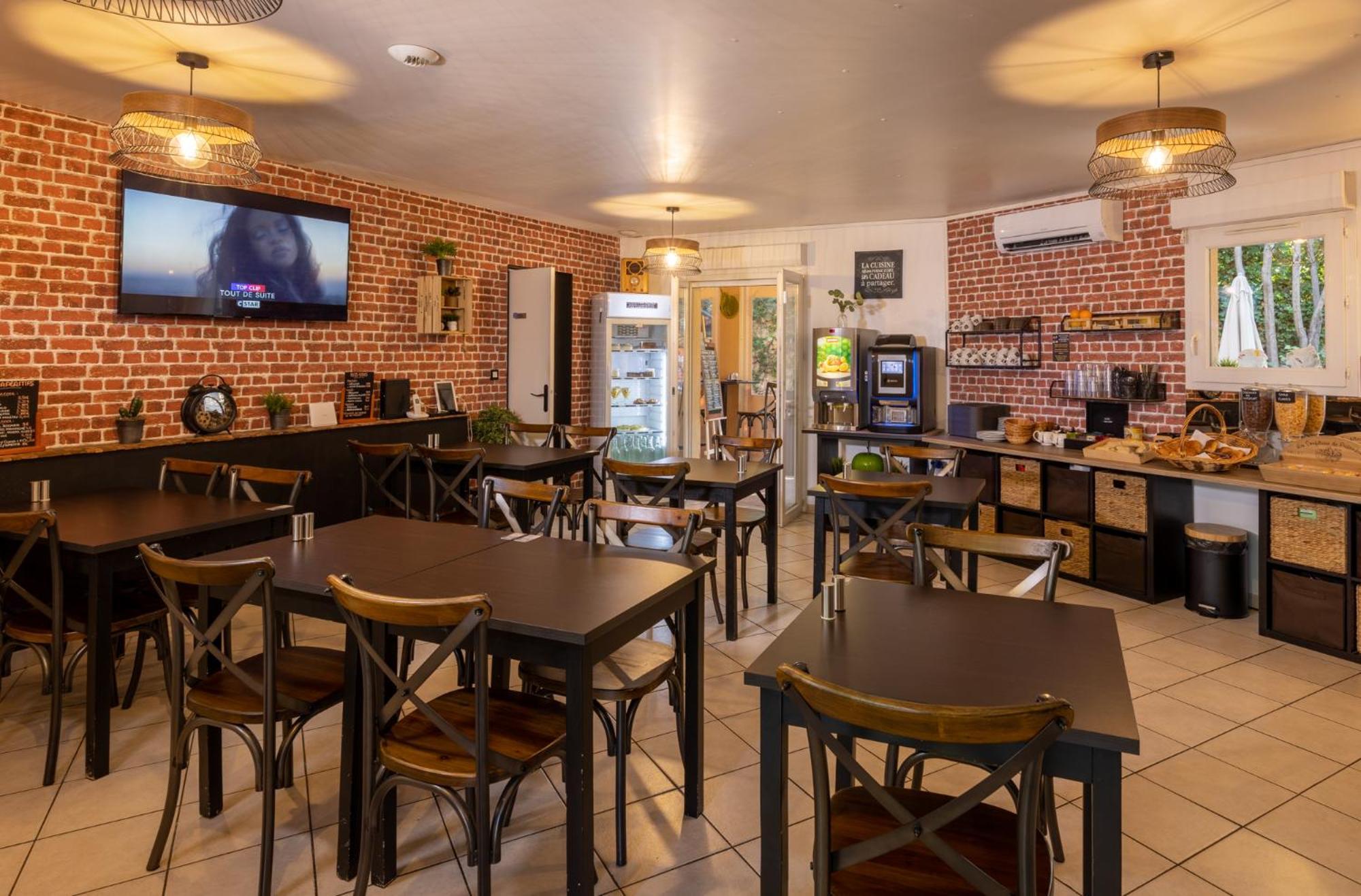 The Originals City, Hotel Cote Sud, Marseille Est 알루아츠 외부 사진