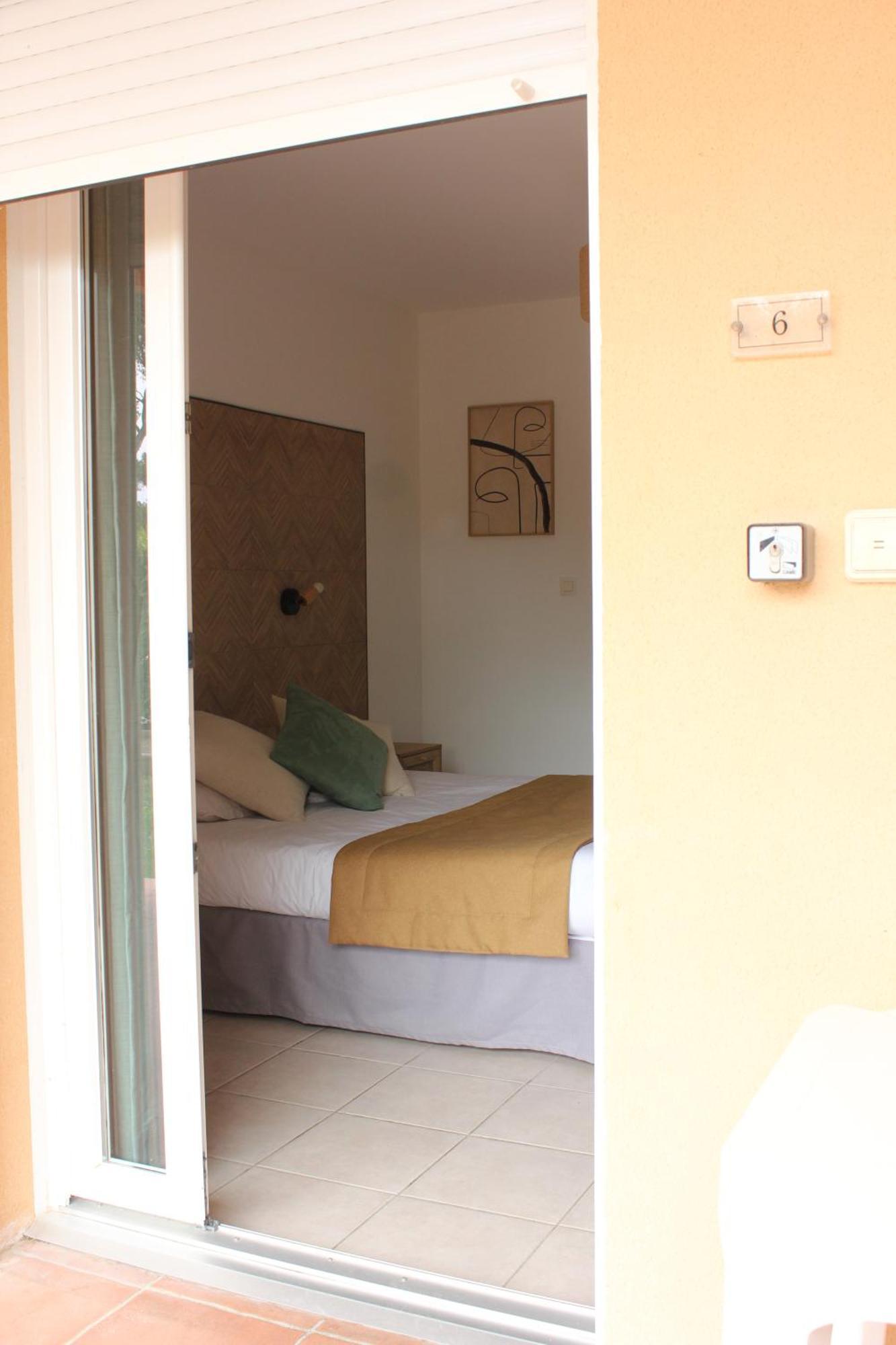 The Originals City, Hotel Cote Sud, Marseille Est 알루아츠 외부 사진