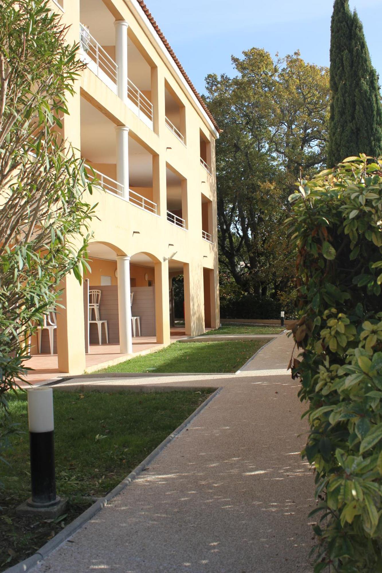 The Originals City, Hotel Cote Sud, Marseille Est 알루아츠 외부 사진